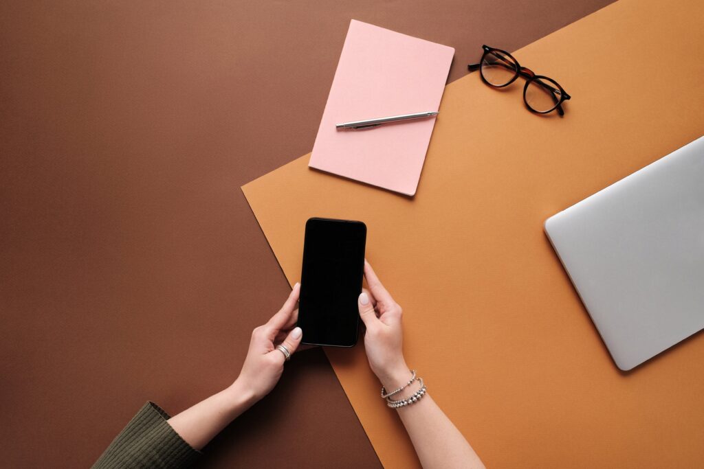 En este artículo explicaremos qué es la segmentación, los tipos principales, cómo aplicarla paso a paso y cómo aprovechar herramientas profesionales para obtener resultados medibles.